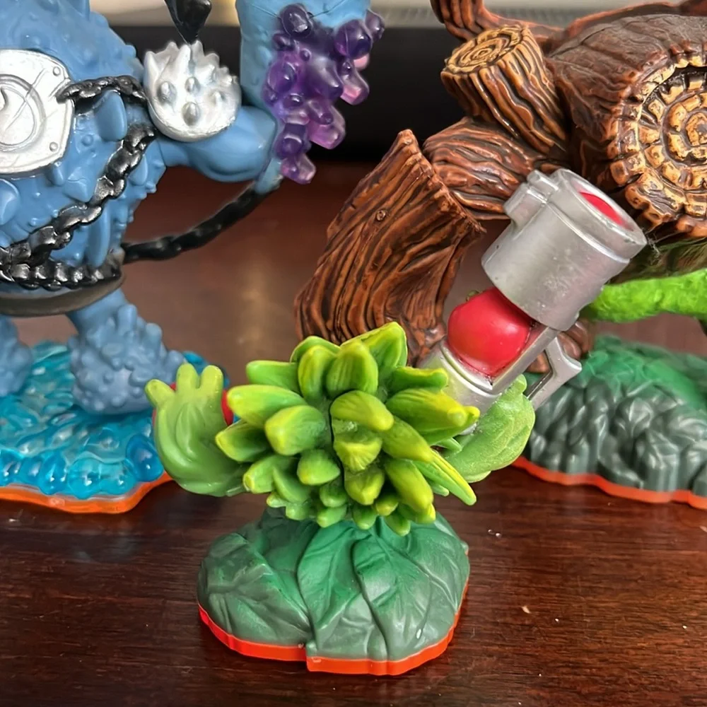 Skylanders Giants Bundle X3 Thumpback,  Tree Rex, Food Fight  Activision Figures